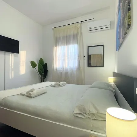 Casa Vacanze Ciachea Home - Villa Accogliente Con Bbq, Giardino E Parcheggio , A Due Passi Da Palermo & Aereoporto Holiday home