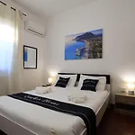 Ferienhaus Ciachea Casa Indipendente Con Parcheggio Vicino Palermo E Aeroporto Carini